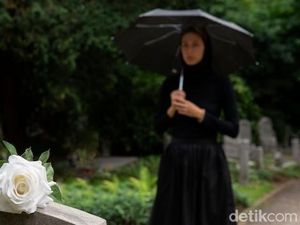 Ini Alasan Rasulullah Pernah Melarang Ziarah Kubur Lalu Membolehkannya Lagi