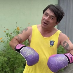 Jangan Terkecoh! Berita Jackie Chan Meninggal Itu Bohong