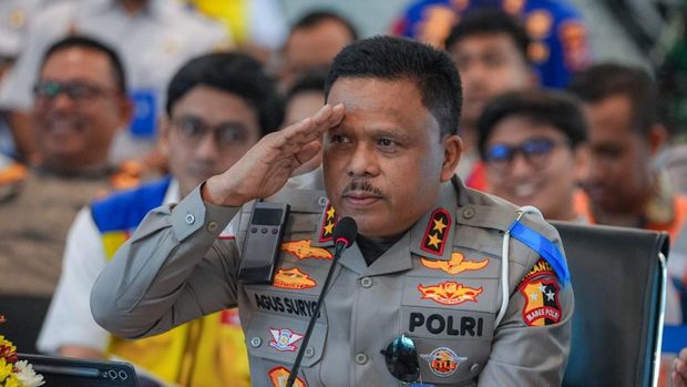 Kakorlantas Polri Irjen Agus Suryo Nugroho meninjau Pelabuhan Bakauheni di Lampung (dok.Korlantas Polri)