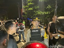 Polisi Amankan 6 Anarko Saat Demo Indonesia Gelap Ricuh di Makassar