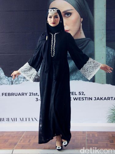 Koleksi Ellaya Mengangkat Tema 'Papyrus Bloom' Raya Collection 2025 Koleksi Ellaya Mengangkat Tema 'Papyrus Bloom' Raya Collection 2025