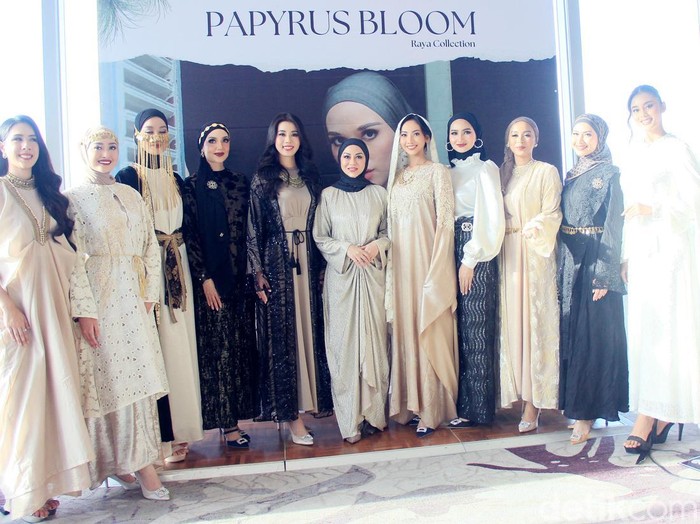 Koleksi Ellaya Mengangkat Tema Papyrus Bloom Raya Collection 2025