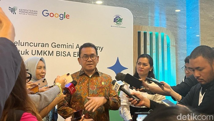 Menteri Perdagangan Budi Santoso