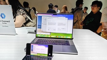 Begini jadinya Oppo Find N5 disulap jadi MacBook. Foto: Adi Fida Rahman/detikINET