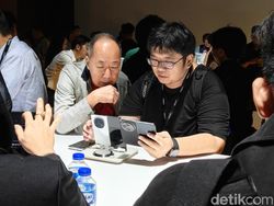 Melihat Oppo Find N5 Bisa Melayang Saking Ringannya