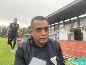 Dikabarkan Cabut dari PSIM, Coch Erwan Bakal Gabung Garudayaksa FC?