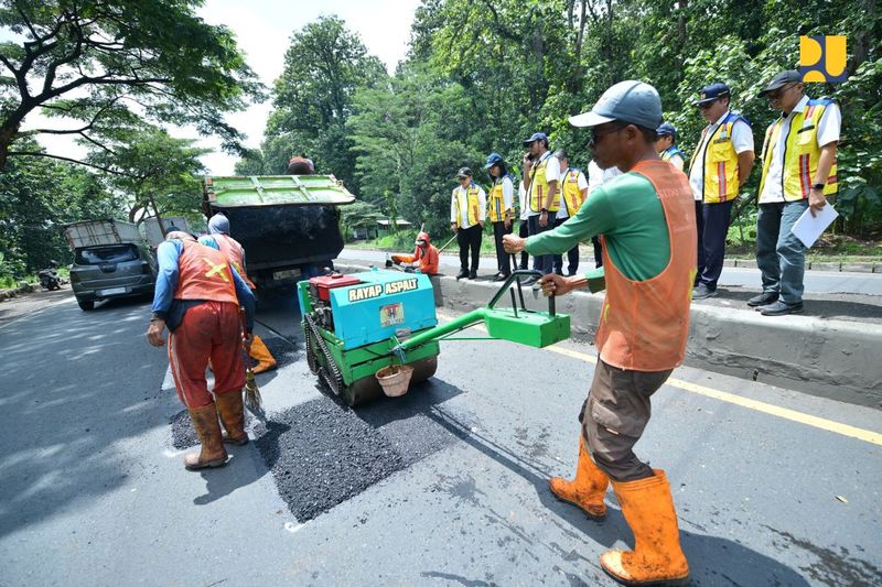 Perbaikan Jalur Pantura Ditarget Rampung H-10 Lebaran