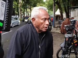 Video: Momen Komarudin Watubun Merapat ke Kediaman Megawati