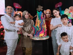 8 Foto Kejutan Ultah Nagita Slavina & Raffi Ahmad, Digelar Mewah dan Meriah
