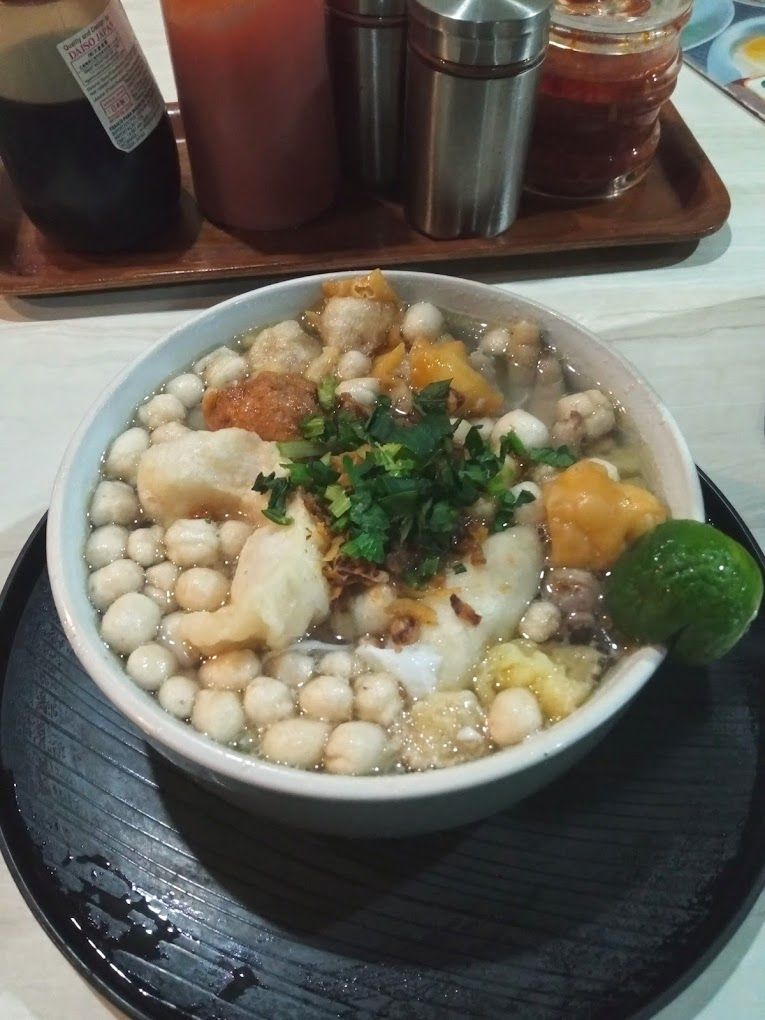 Mantap! 10 Tempat Makan Baso Aci Kenyal Gurih dan Bikin Nagih