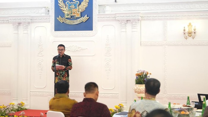 Sekda Sulsel Jufri Rahman saat menerima Panitia Pelaksana Sidang Umum Majelis Umum ke-III Himpuni.