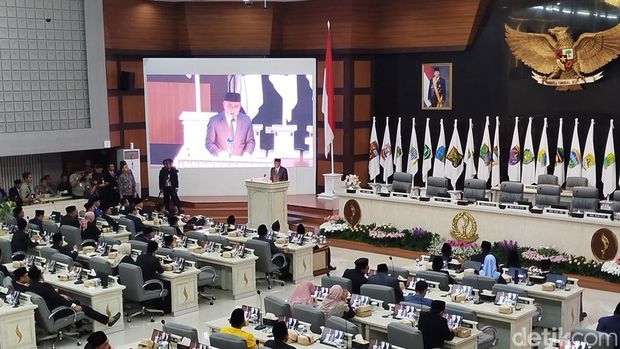 Suasana sertijab Gubernur Jabar di DPRD Jabar.