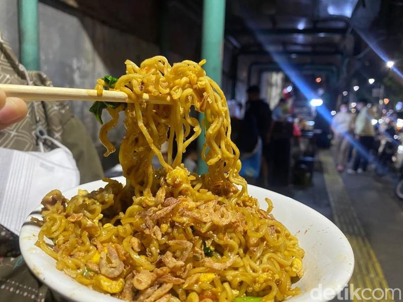 Warkop x Warmindo Enak di Jakarta