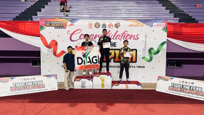 Anggota Polresta Bogor Kota meraih medali emas dalam kejuaraan Liga Taekwondo DKI Series 9.