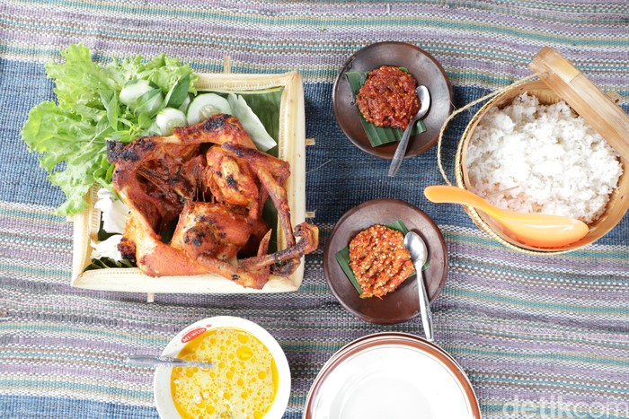 Ayam panggang di Ponorogo