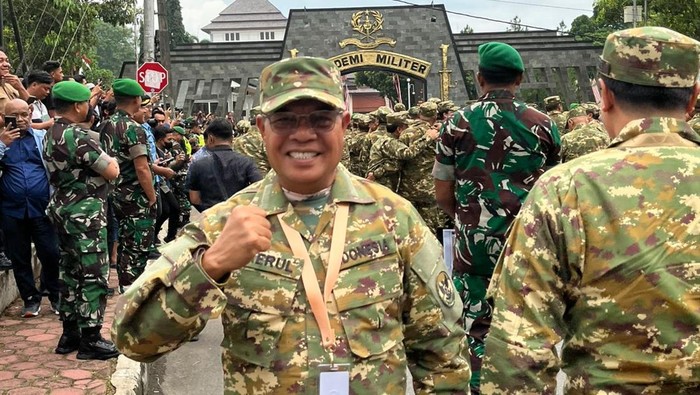 Bupati Lombok Timur, Haerul Warisin, mengikuti retret di Akmil Magelang,  Sabtu (22/02/2025). ( Dok. Istimewa)