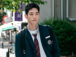 9 Fakta Seo Kang Joon yang Comeback Main Drakor Undercover High School