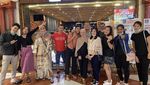 Gregoria Mariska Ajak Mikha Angelo Makan Bareng Teman-teman Atlet
