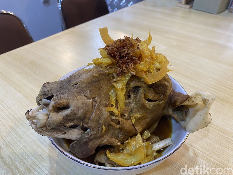 Haji Parto: Sate dan Kepala Kambing Muda Berbumbu Sedap di Dragon Point PIK
