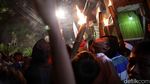 Kemeriahan Pawai Obor Sambut Ramadan di Cilincing