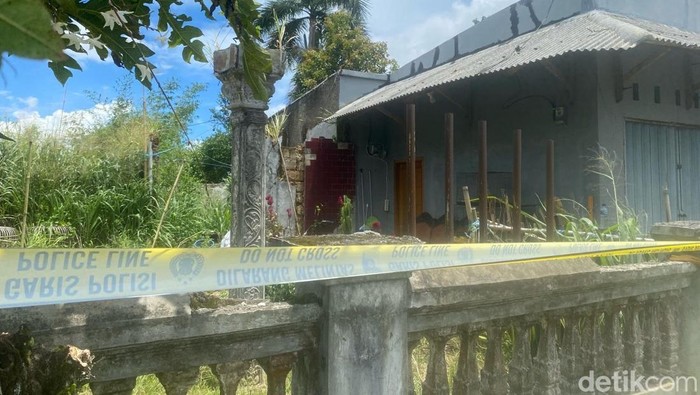 Lokasi adik bunuh kakak pakai samurai di Sukabumi.