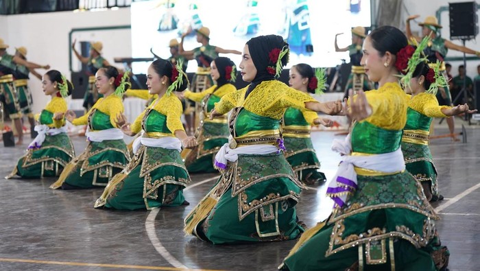 Peringati HUT ke-79 Persit Kartika Chandra Kirana, Belasan Tim Semarakkan Lomba Tari Kolosal Tradisi Jatim