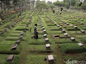 DKI Kaji Solusi TPU Penuh: Buka di Luar Daerah hingga Permakaman Bertingkat