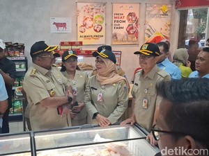 Rano Karno Pastikan Stok Daging di Jakarta Aman Jelang Ramadan