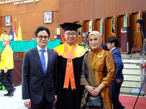 Eddy Soeparno Raih Cumlaude Doktoral UI, Angkat Tesis Transformasi PAN