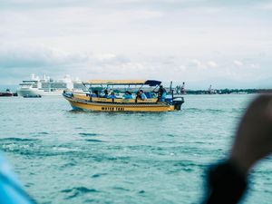 Pemkab Badung Ingatkan Dermaga Taksi Laut, Jangan Ganggu Nelayan dan Umat Hindu