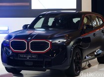 Wujud Mobil Buas BMW yang Cuma Ada 500 Unit di Dunia