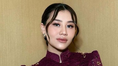 Potret Cantik Aaliyah Massaid Pakai Kebaya saat Hamil