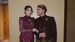 Potret Cantik Aaliyah Massaid Pakai Kebaya saat Hamil