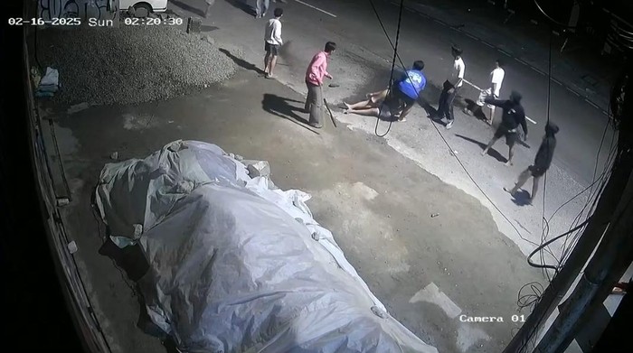 Aksi tawuran di Jl Benhil Raya, Tanah Abang, Jakarta Pusat (Tangkapan layar media sosial)
