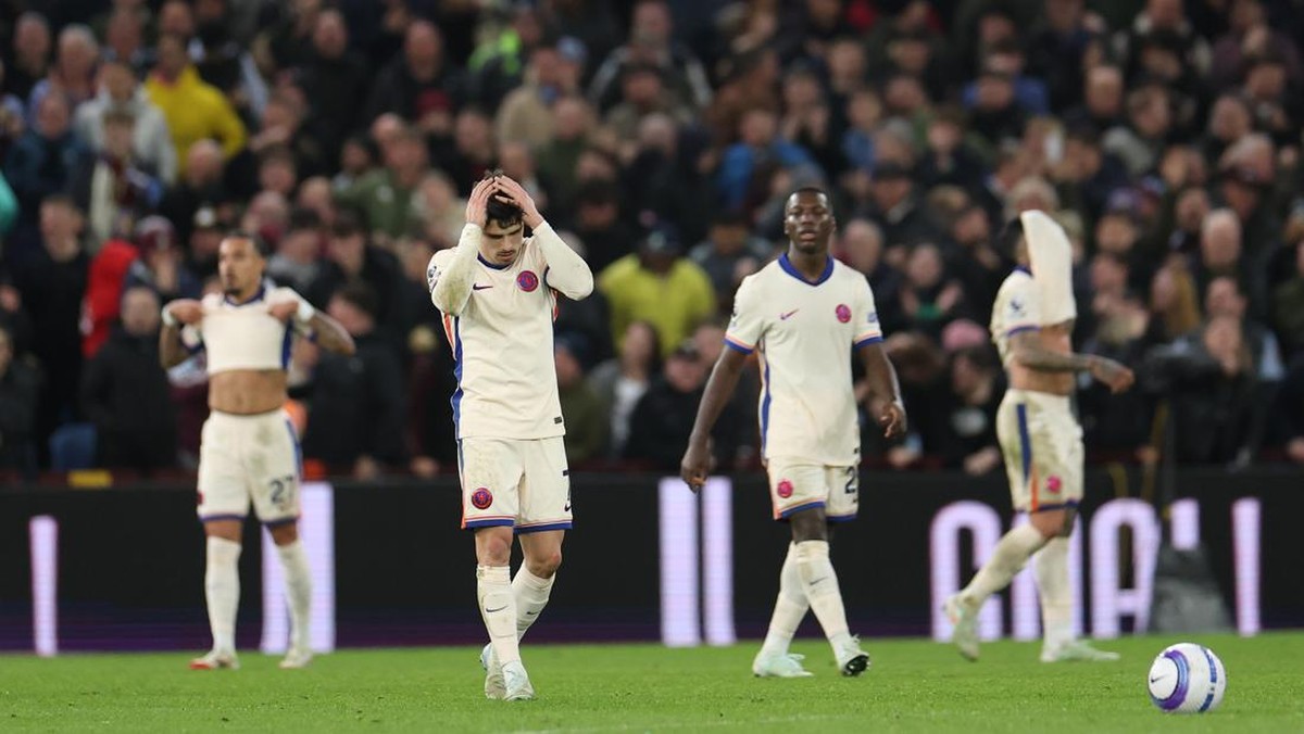 Chelsea kalah 1-2 dari Aston Villa di pekan ke-26 Liga Inggris. (Foto: Alex Pantling/Getty Images)
