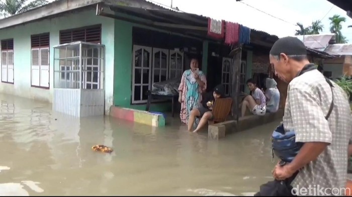 Banjir melanda kawasan Kota Jambi Telanaipura