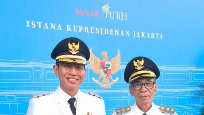 Bupati Batanghari Jambi Fadhil Arief dan wakilnya Bakhtiar