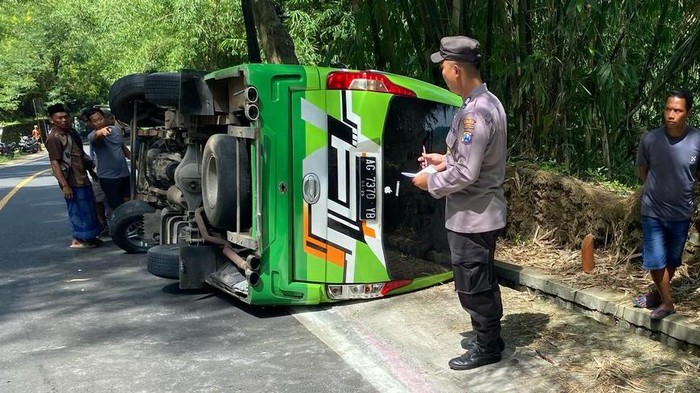 Elf terguling di Trenggalek