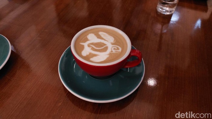 Fuji Yanto, barista peraih juara Indonesia Latte Art Championship 2023