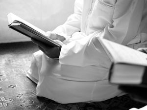 Urutan Tahlil Singkat Lengkap dengan Doa Penutup