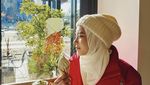Inara Rusli Rayakan Ulang Tahun ke-32, Dapat Banyak Kue dan Hadiah