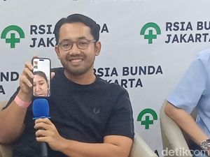 Kiky Saputri Minta Cincin Baru ke Suami Usai Dipotong di Damkar