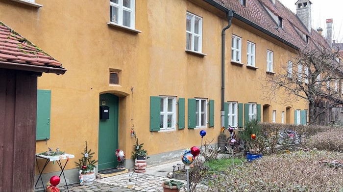 Perumahan Sosial Fuggerei di Augsburg, Jerman