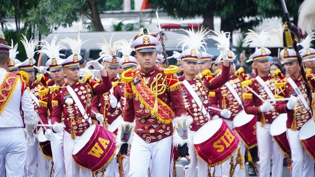 Staf Sumber Daya Manusia (SSDM) Polri, melalui Biro SDM Polda Jawa Tengah (Jateng), menggelar acara di Simpang Lima, Semarang untuk sosialisasi Rekrutmen Terpadu Polri Tahun Anggaran 2025. (dok istimewa).