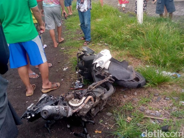 tewas bunuh diri tertabrak kereta api Kota Probolinggo