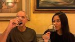 Anggun C. Sasmi Masak hingga Makan Bareng Suami di Paris