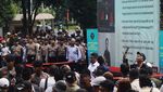 Antusias Para Pendukung Nobar Putusan Sengketa Pilkada