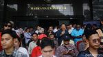 Antusias Para Pendukung Nobar Putusan Sengketa Pilkada