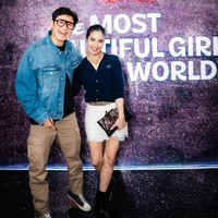 Marsha Timothy sudah menjalani pernikahan selama lebih dari satu dekade dengan Vino G. Bastian. Marsha dinikahi Vino yang tiga tahun lebih muda darinya pada 2012, dan telah memiliki satu anak.Foto: Instagram