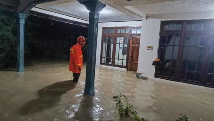 banjir di Balongpanggang Gresik